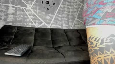 Snapshot of leonidas_k18 chatting on February 17, 2026, 7:20 pm ANDRES online show from February 17, 2026, 7:20 pm