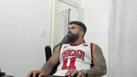 Leo online show from March 9, 2025, 7:37 pm