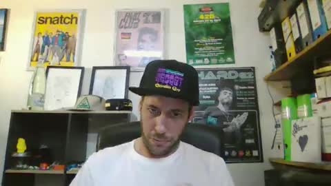 leonidascum online show from June 5, 2026, 10:21 am