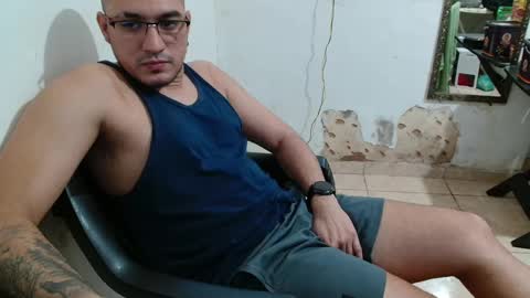 leonino231 online show from September 21, 2025, 7:15 pm