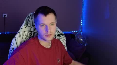 Snapshot of leonnextdoor chatting on January 5, 2025, 12:31 pm Leon online show from January 5, 2025, 12:31 pm