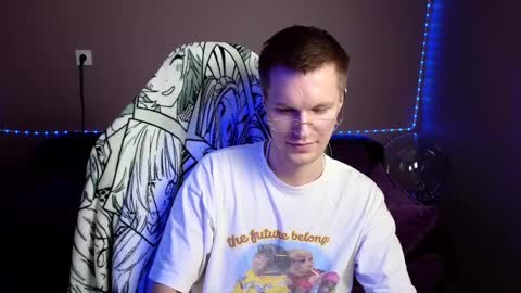 Snapshot of leonnextdoor chatting on January 9, 2025, 9:48 am Leon online show from January 9, 2025, 9:48 am