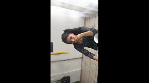 Snapshot of leonorfox chatting on June 24, 2026, 6:40 pm leonorfox online show from June 24, 2026, 6:40 pm