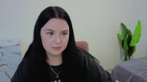 Lera online show from May 7, 2026, 10:09 am