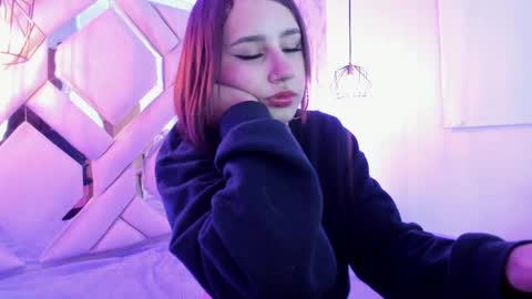 Snapshot of leri_rose_ chatting on May 13, 2026, 11:29 am online show from May 13, 2026, 11:29 am