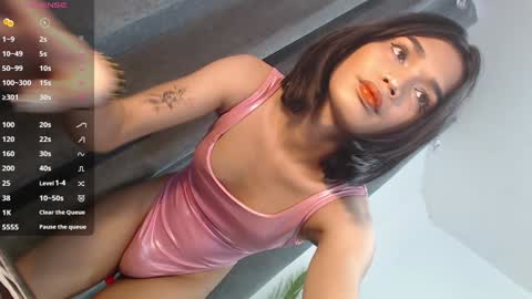 Snapshot of lesi_trisha chatting on January 22, 2025, 7:35 am Trisha18 online show from January 22, 2025, 7:35 am