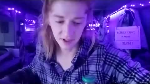 LesleyGumGrass- The Boring Trans girl online show from February 9, 2025, 2:07 pm