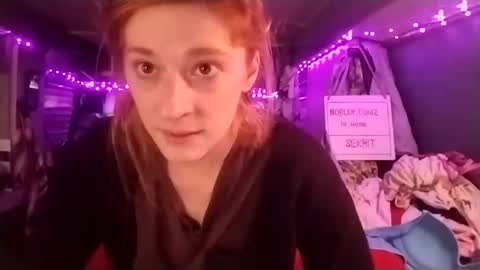 LesleyGumGrass- The Boring Trans girl online show from February 12, 2025, 5:37 pm
