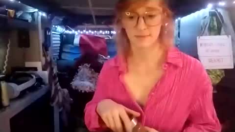 LesleyGumGrass- The Boring Trans girl online show from February 12, 2025, 8:40 pm