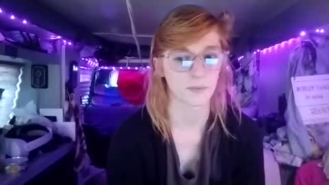 LesleyGumGrass- The Boring Trans girl online show from February 14, 2025, 8:05 pm