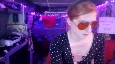LesleyGumGrass- The Boring Trans girl online show from February 15, 2025, 4:36 am