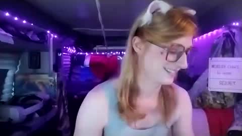 LesleyGumGrass- The Boring Trans girl online show from February 15, 2025, 6:12 pm