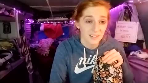 LesleyGumGrass- The Boring Trans girl online show from February 20, 2025, 2:40 am