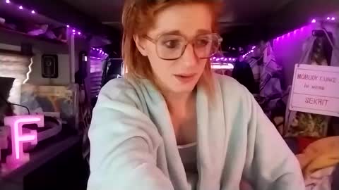 LesleyGumGrass- The Boring Trans girl online show from February 24, 2025, 5:31 pm