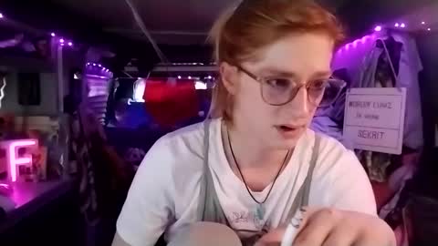 LesleyGumGrass- The Boring Trans girl online show from February 26, 2025, 6:00 pm