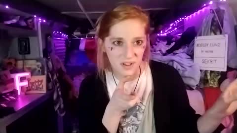 LesleyGumGrass- The Boring Trans girl online show from February 26, 2025, 9:37 pm