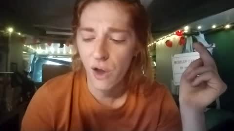 Snapshot of lesleygumgrass chatting on July 22, 2026, 4:43 pm LesleyGumGrass- The Boring Trans girl online show from July 22, 2026, 4:43 pm