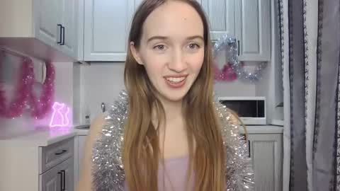 Snapshot of leslie_my_lovee chatting on December 16, 2024, 11:07 pm LESLIE online show from December 16, 2024, 11:07 pm