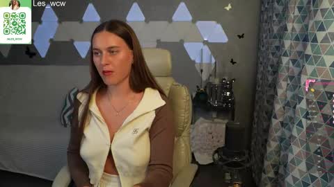 LeslieKorfs online show from September 20, 2025, 10:22 pm