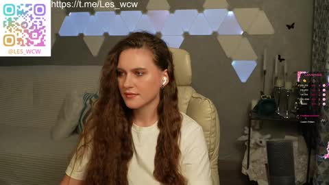 LeslieKorfs online show from November 5, 2025, 9:04 pm