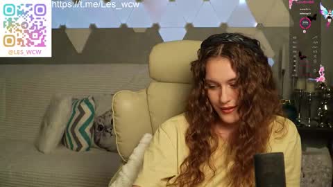 LeslieKorfs online show from November 28, 2025, 10:23 pm