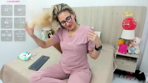 Lesly Santodomingo online show from February 23, 2026, 11:51 am