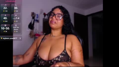 lesly online show from November 23, 2025, 8:19 pm