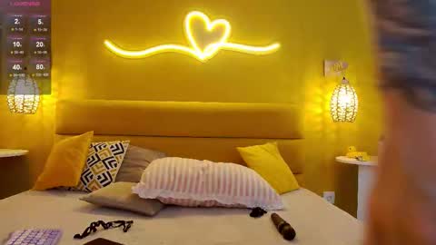 Lessy online show from October 15, 2025, 3:17 am