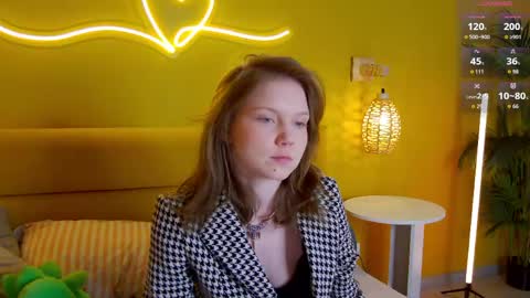 Snapshot of lessysweety chatting on April 27, 2026, 3:37 am Lessy online show from April 27, 2026, 3:37 am
