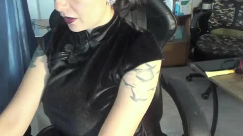 Snapshot of lestatdlion chatting on April 1, 2026, 1:41 pm lestatdlion online show from April 1, 2026, 1:41 pm