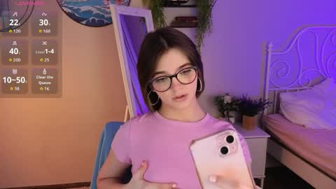 letoria_notley online show from April 1, 2026, 8:06 pm