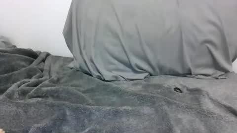 lets_play143 online show from December 20, 2025, 6:53 am