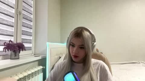 Snapshot of lettieiler chatting on May 12, 2026, 9:17 am Natalie online show from May 12, 2026, 9:17 am