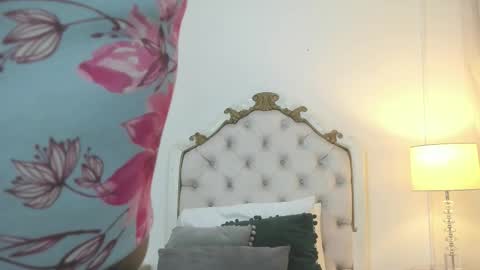    online show from November 24, 2025, 11:54 am