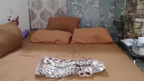 lexianna online show from September 25, 2025, 2:37 am