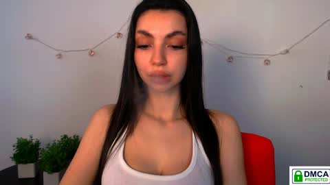 Alexia online show from April 4, 2026, 11:51 am