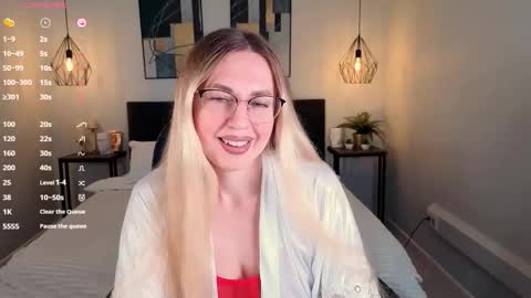 Lexy - Follow me online show from September 11, 2025, 7:19 am