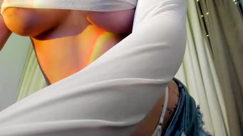 Vicki online show from February 20, 2025, 4:57 pm