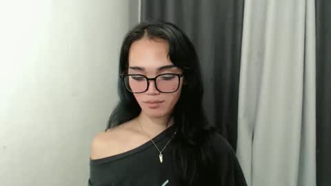 lexibabe_ online show from October 20, 2025, 11:43 am