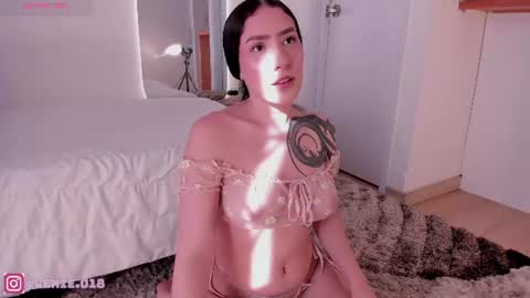 LEXIE online show from June 25, 2026, 9:30 pm