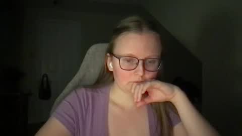 lexie online show from January 17, 2025, 3:23 am