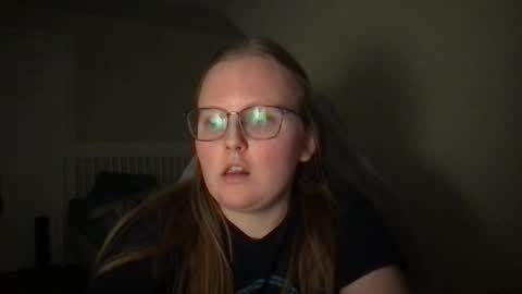 lexie online show from February 20, 2025, 11:32 pm