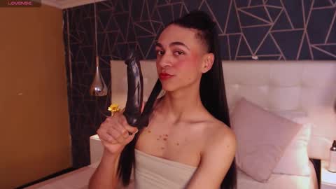 LexiiBoling online show from September 17, 2025, 3:08 am