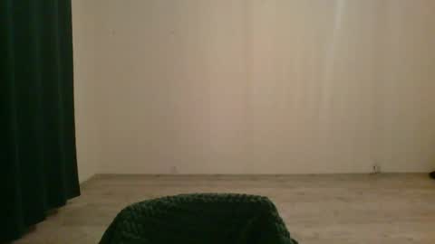 Lexi online show from April 8, 2026, 6:08 pm