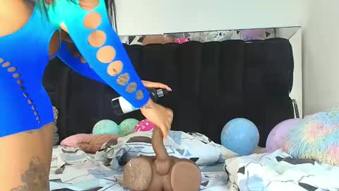 lexiross1 online show from March 1, 2025, 3:05 pm