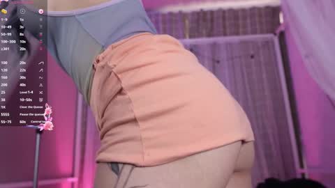 Snapshot of lexirouge__ chatting on February 3, 2026, 9:53 pm lexirouge online show from February 3, 2026, 9:53 pm