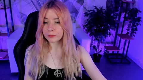 Lexi Wenford NO NUDE GODDESS online show from December 14, 2024, 9:07 am