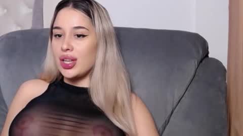 Lexxyselena online show from September 14, 2025, 7:57 pm