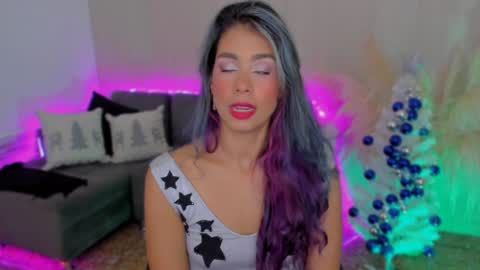 Lexy online show from December 3, 2024, 6:04 am