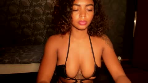 LEXY - Independent account online show from November 21, 2025, 4:44 am